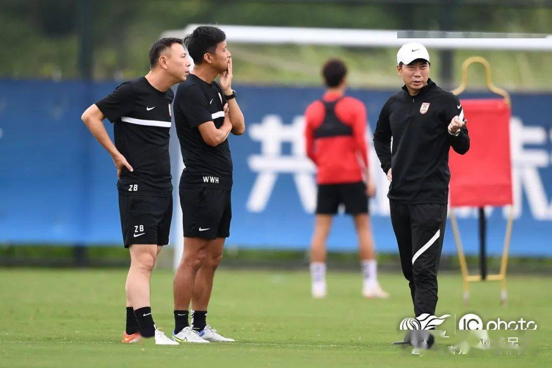 【亚泰视觉·海报】继续跑向海口打卡“亚泰VS泰山” 与亚泰将士一起“涉海登山 ”