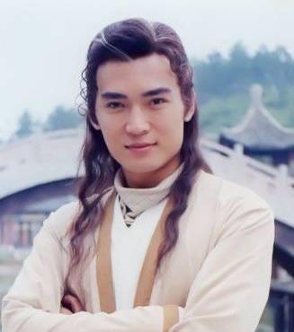 “大少爷”朱铁：因演“滥情”大少爷出名，如今却成痴情好男人