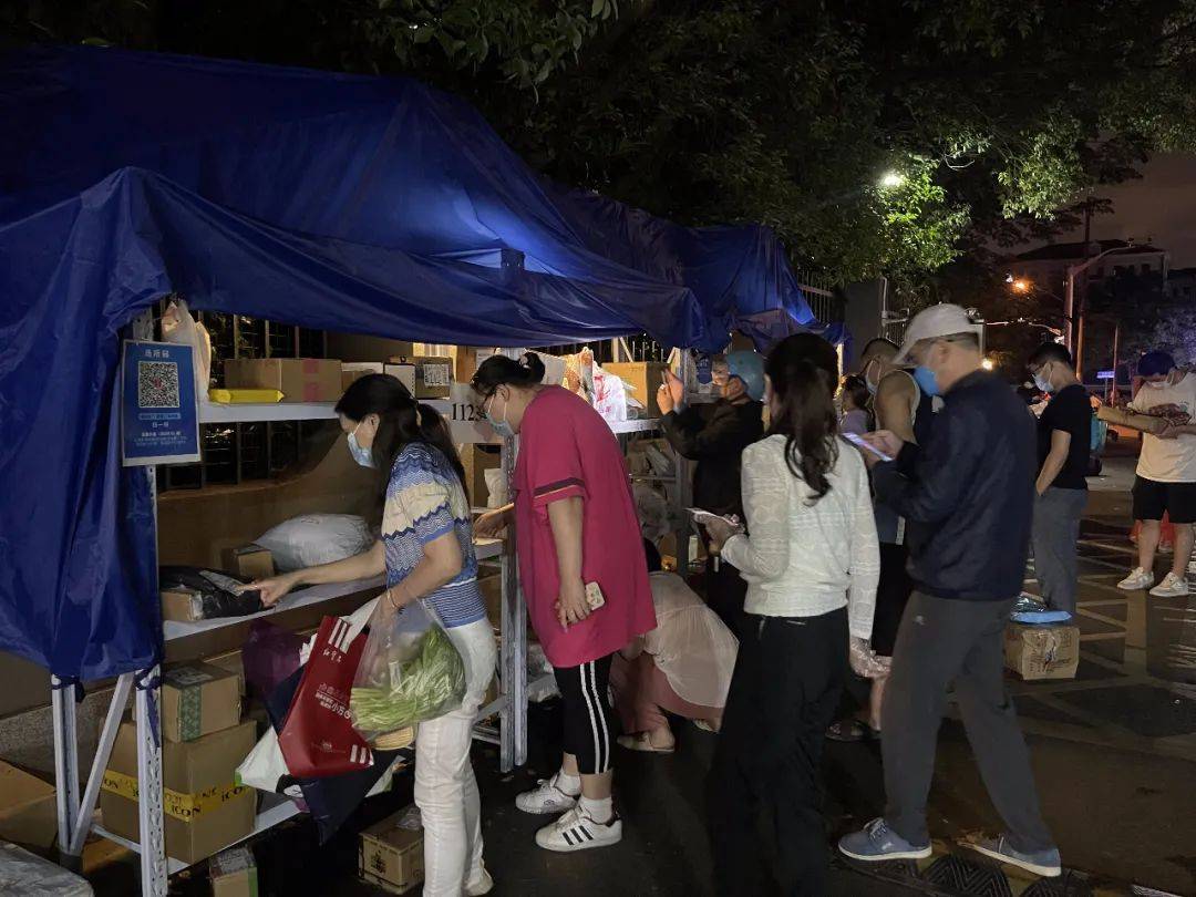 上海多家快递爆仓