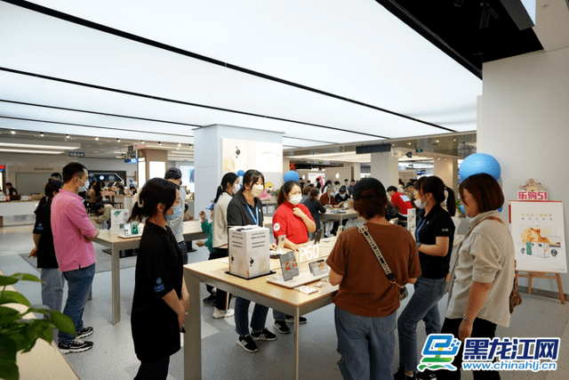 商品销售总额同比增长171.2% 哈埠“五一”消费品市场火热