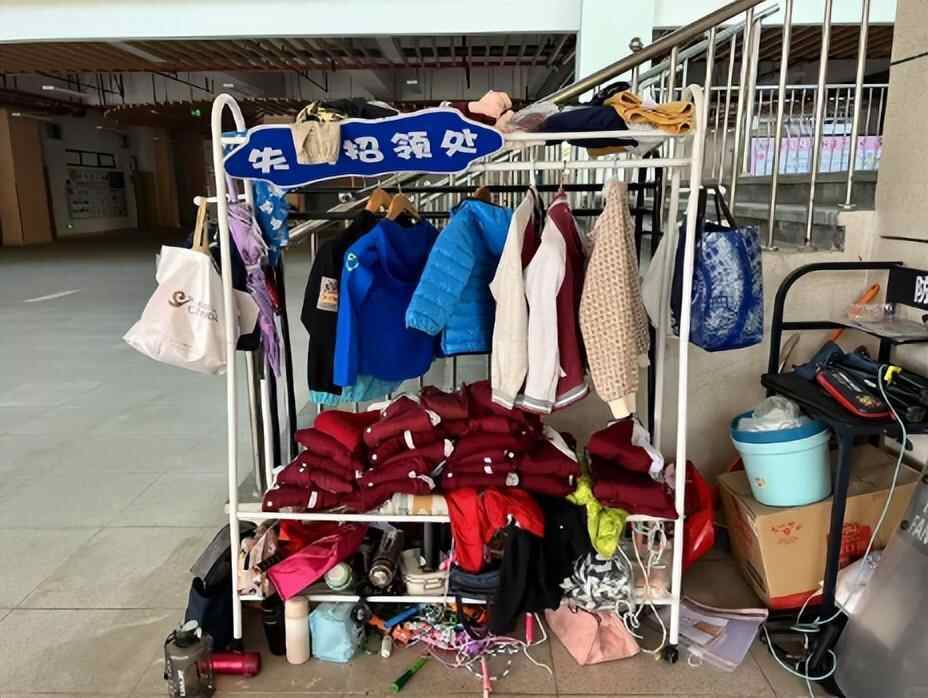 “肉痛啊！”妈妈晒出一张照片，家长集体破防：买了丢，丢了买，尴尬了