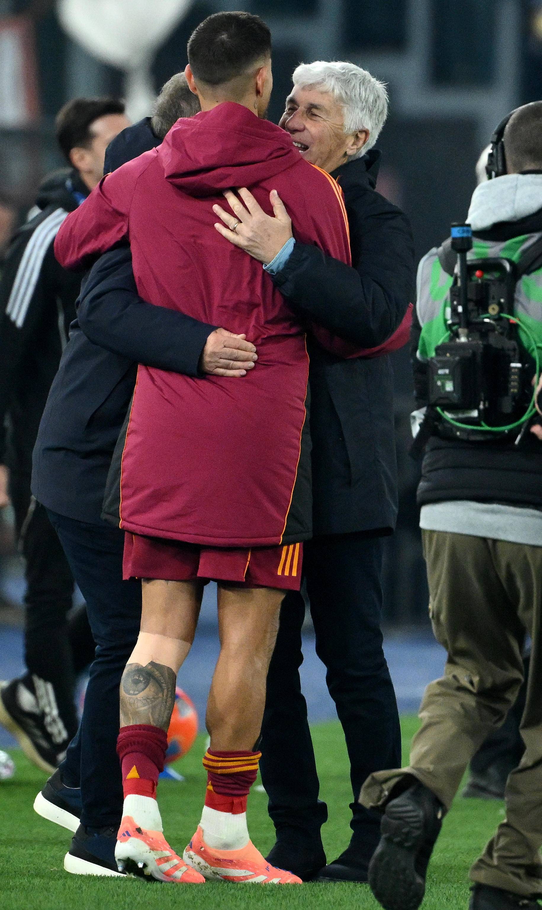 (外代二线)足球——意甲:罗马胜科莫