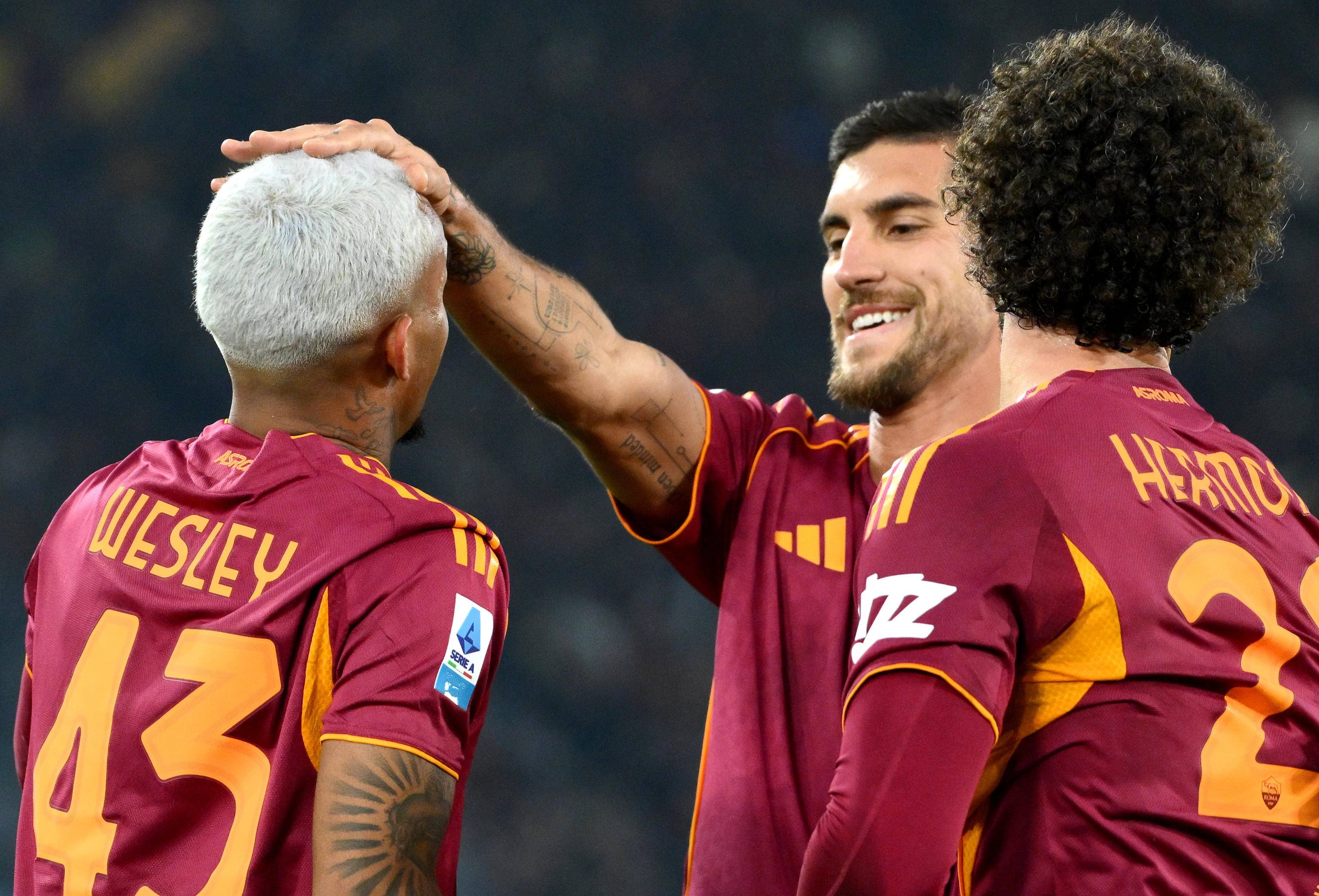 (外代二线)足球——意甲:罗马胜科莫