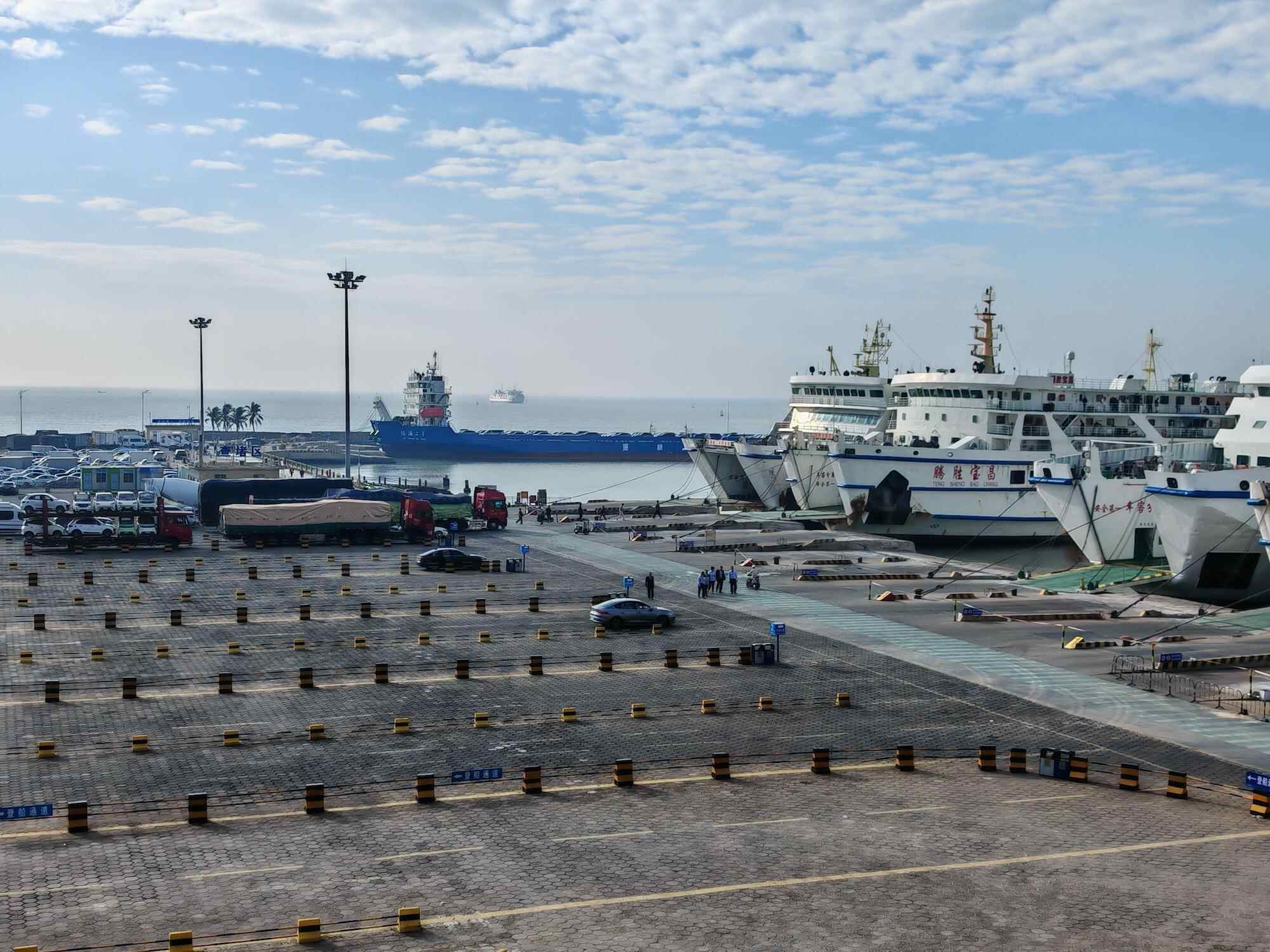 海南自贸港将迎来全岛封关，琼州海峡客货运量显著增长