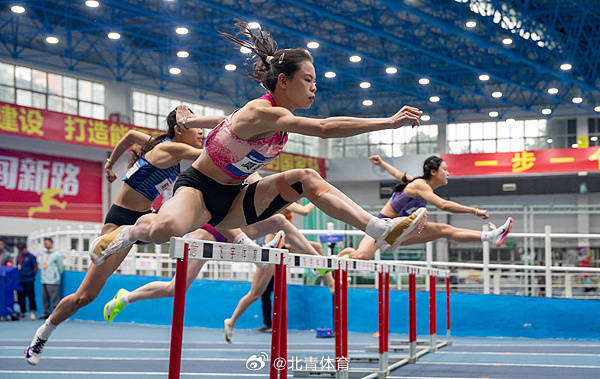吴艳妮全国室内赛60米栏决赛弃赛，莫家蝶摘金