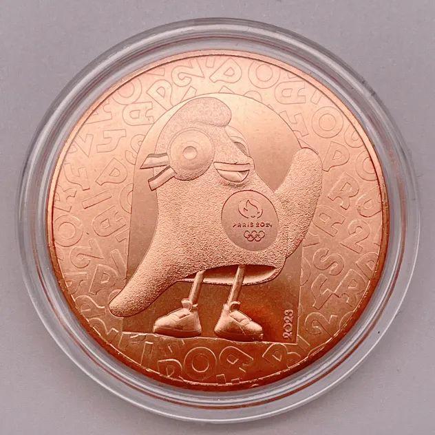 巴黎用什么货币(巴黎用什么货币结算)